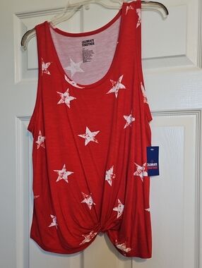 Red Star Print Knot-Front Tank Top
